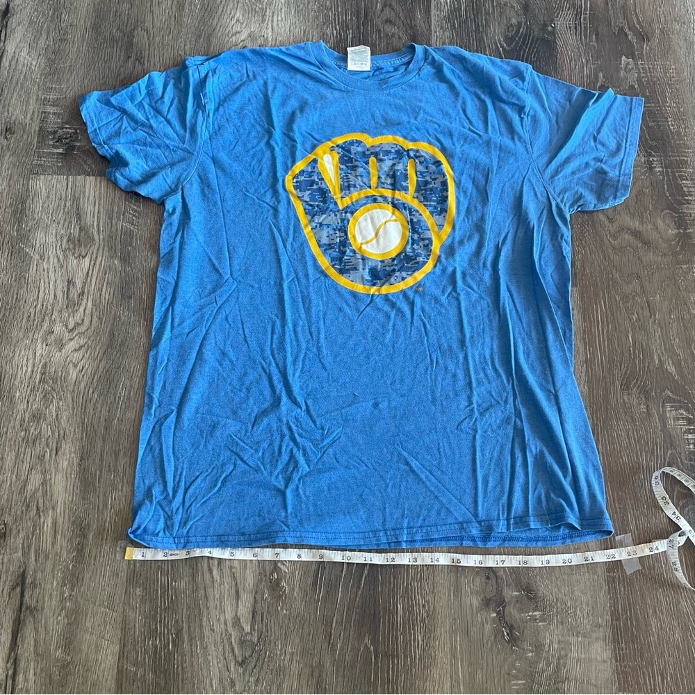 Milwaukee Brewers Men’s T-Shirt, Size XL